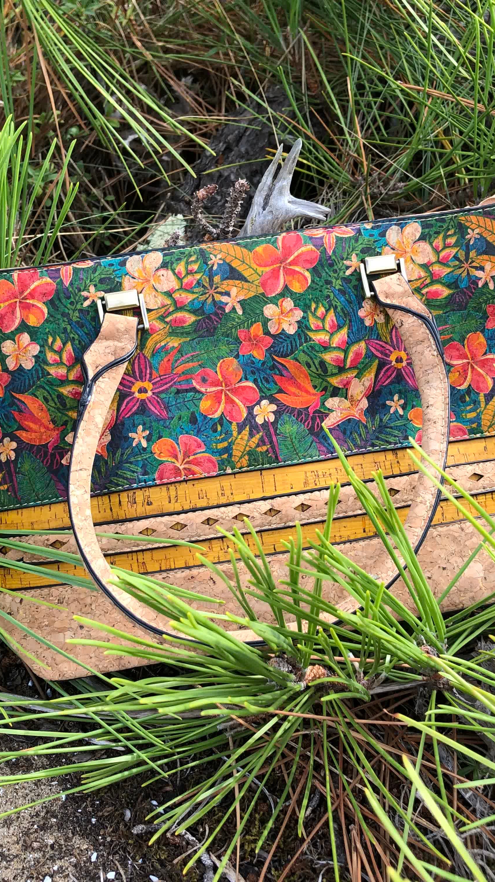 Comment le liège naturel peut-il contribuer à des pratiques plus durables dans l'industrie de la mode ?