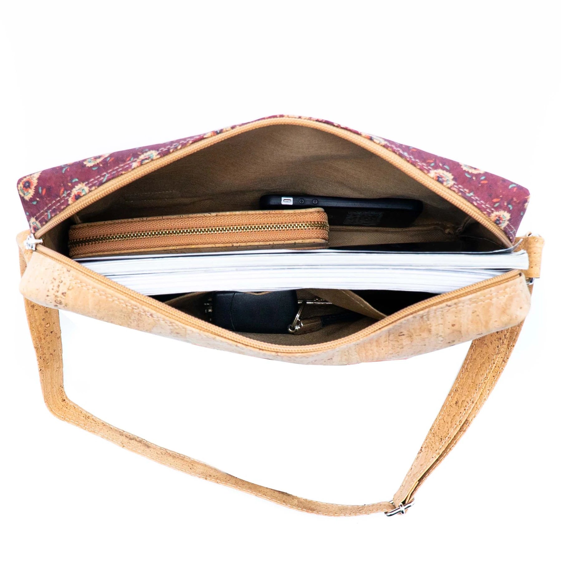 Un sac en liège artisanal de grande qualité, durable dans le temps et au toucher ultra-doux